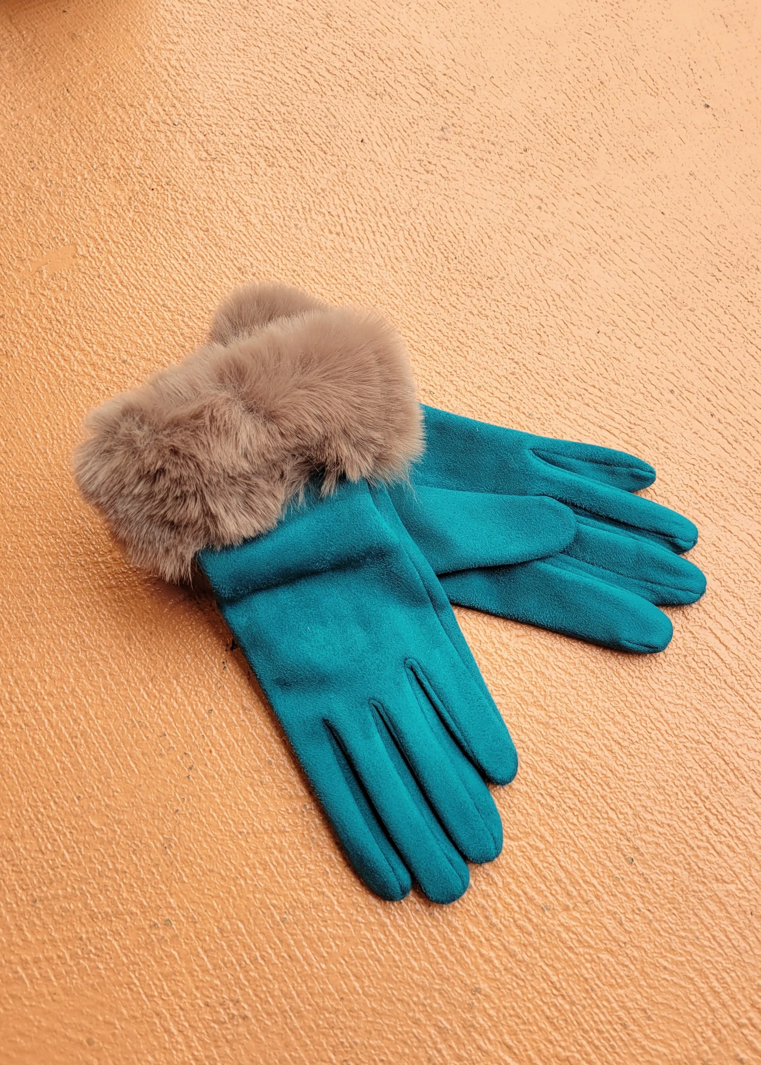 Bettina Glove