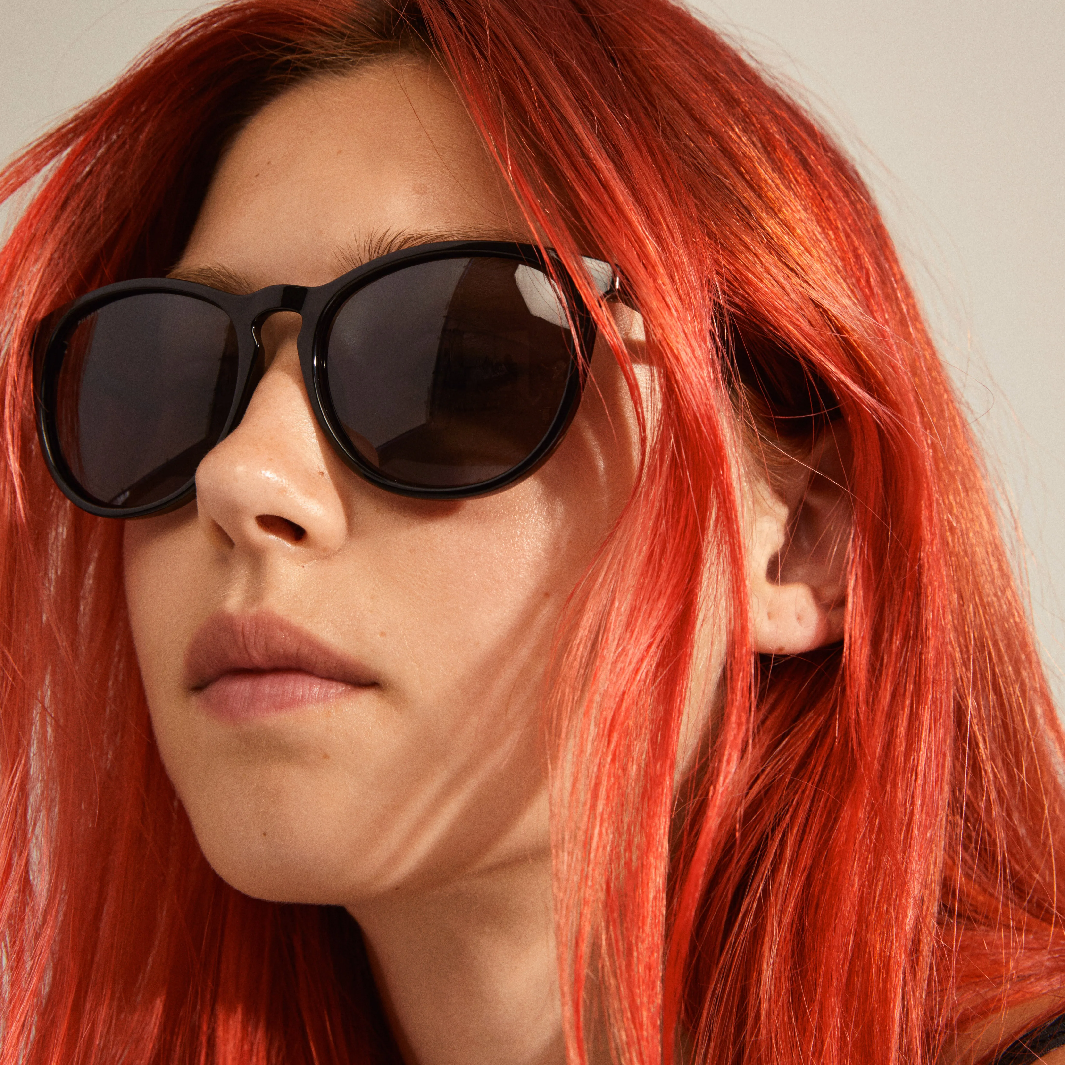 CAMILLA recycled light frame sunglasses black