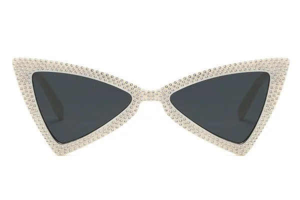 Feline Chic: Triangular Cat-Eye Sunglasses