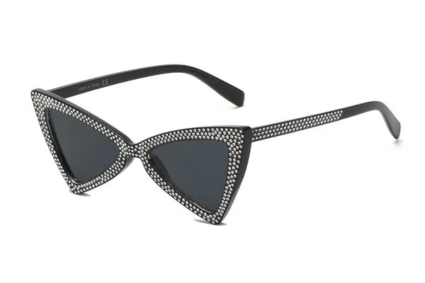 Feline Chic: Triangular Cat-Eye Sunglasses