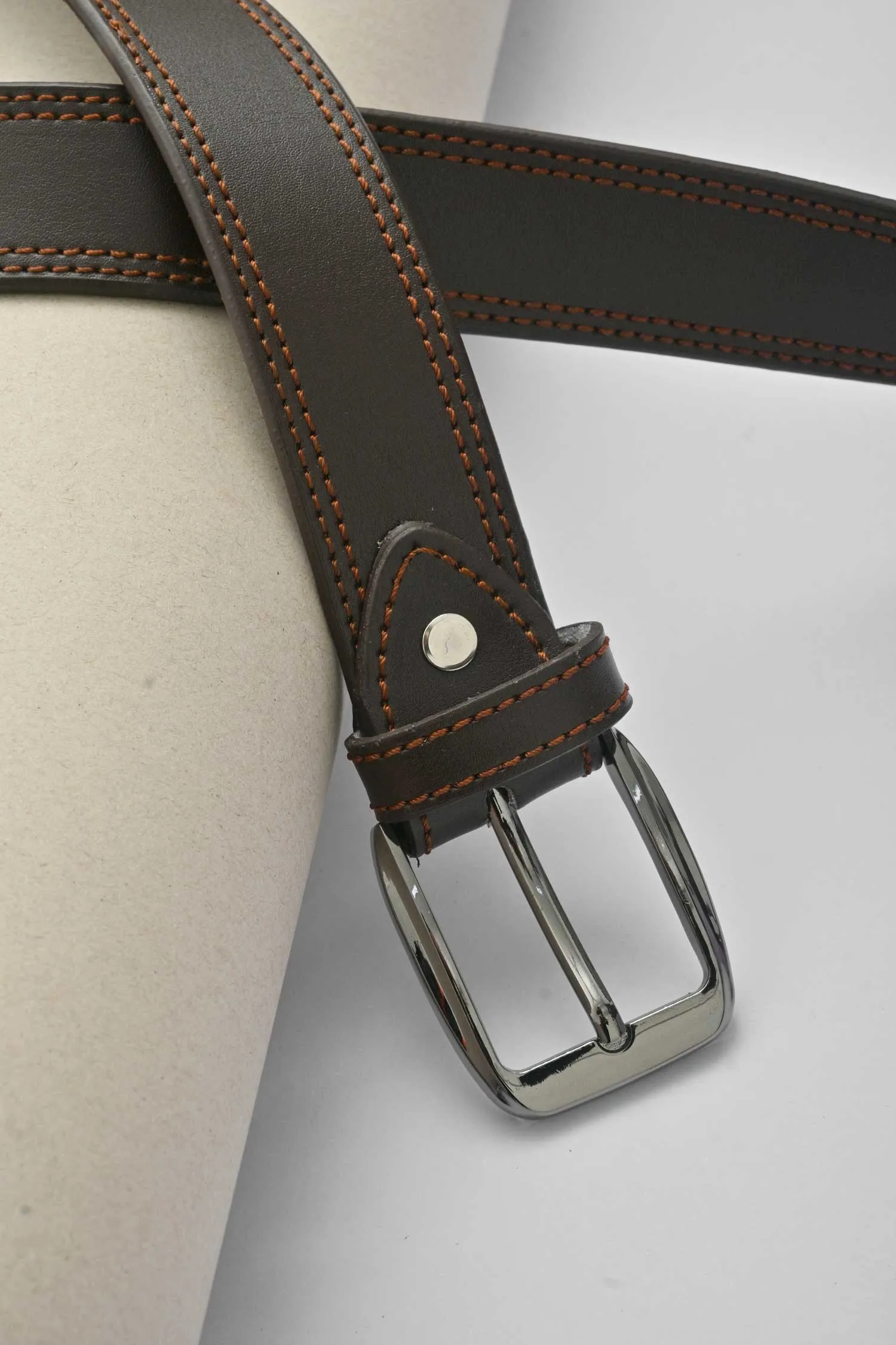Men's Solid Design Classic Leather Belt