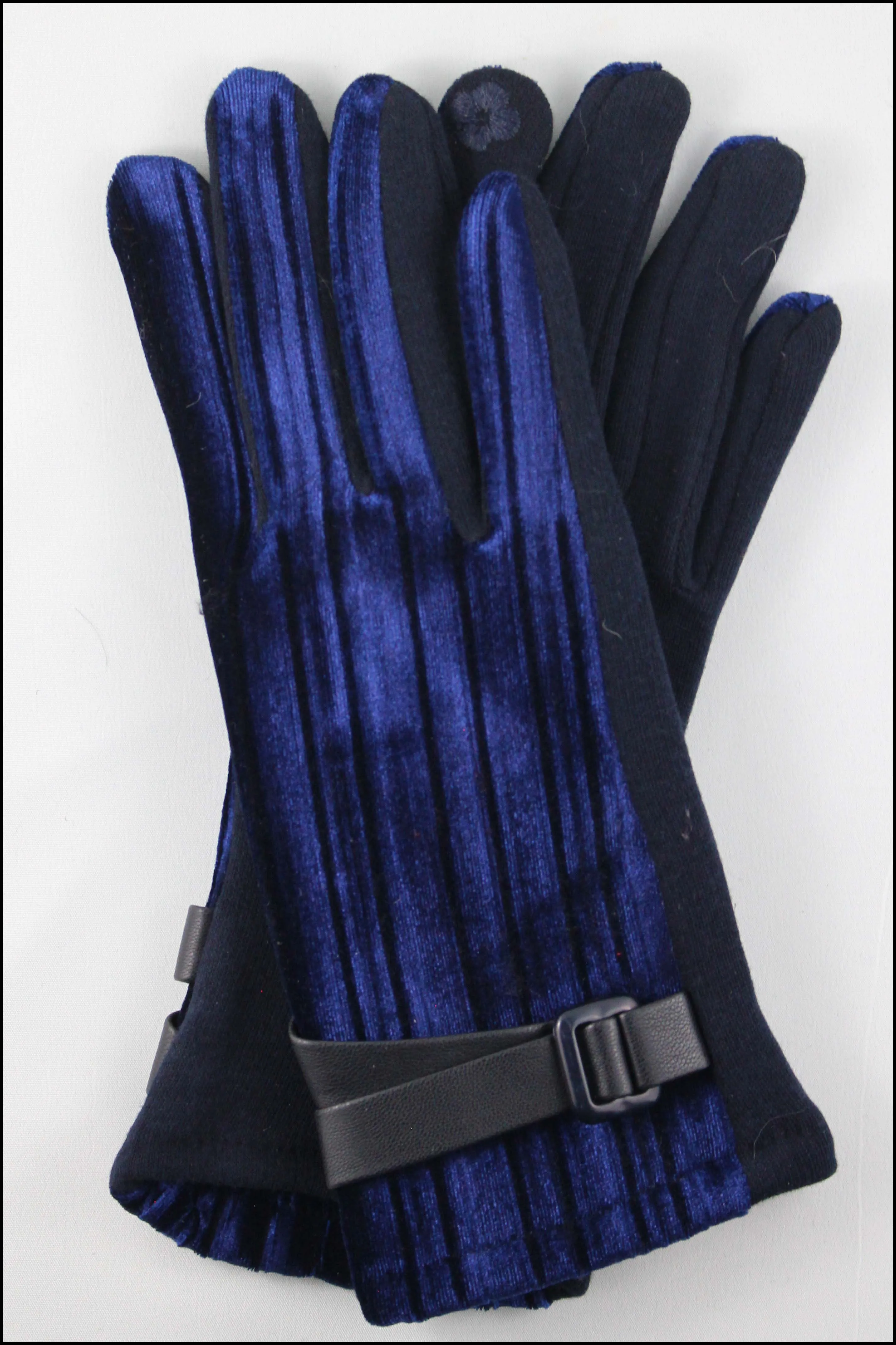 Solid Velvet Glove